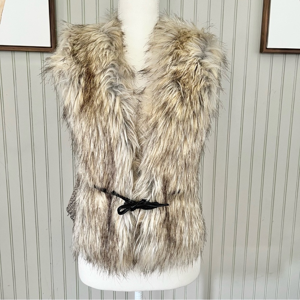 Dena NY NWT Fur and Tan Tweed Knit Vest Tie Front
